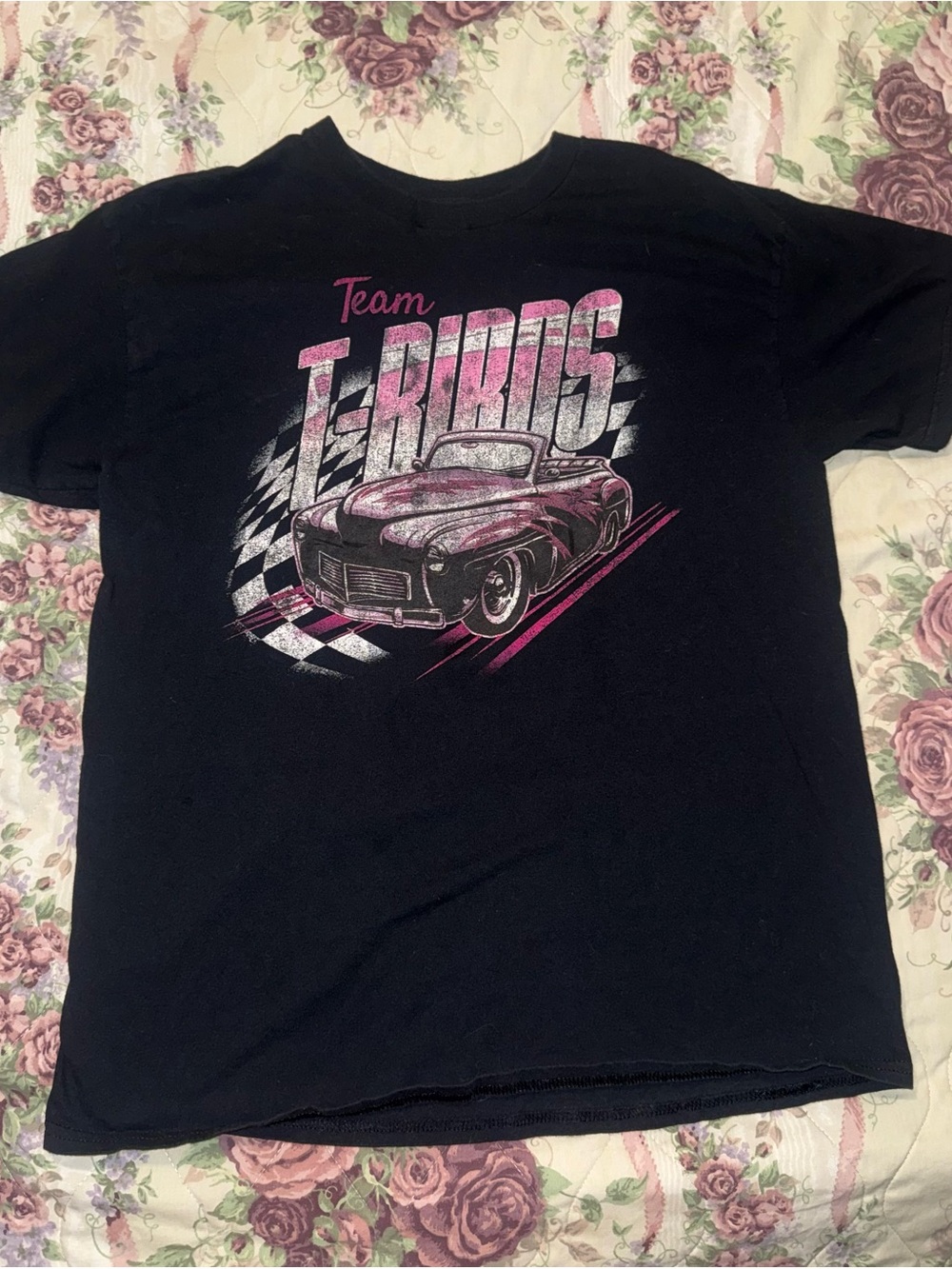 Black & pink Team T-Birds cotton t-shirt with graphic of a car